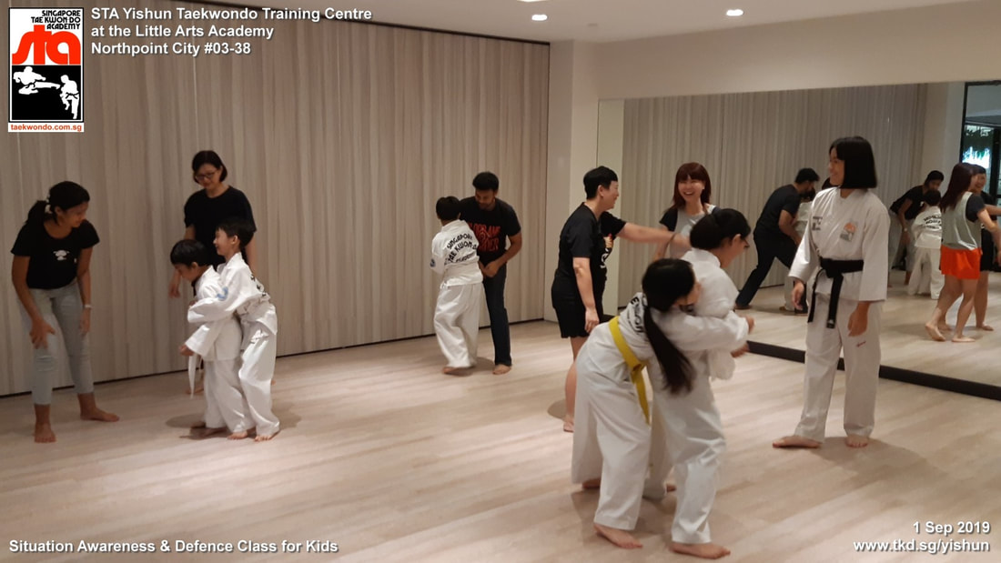 Kids Self Defence Class Katong Kinex Mall Paya Lebar Yishun Northpoint Sembawang Singapore Taekwondo Academy STA Adrian Huan